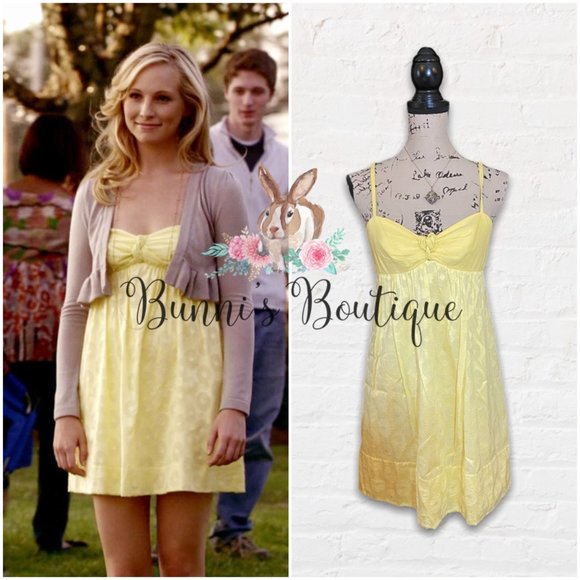 Caroline Forbes' Bcbgmaxazria Yellow Sundress - Picture 1 of 6